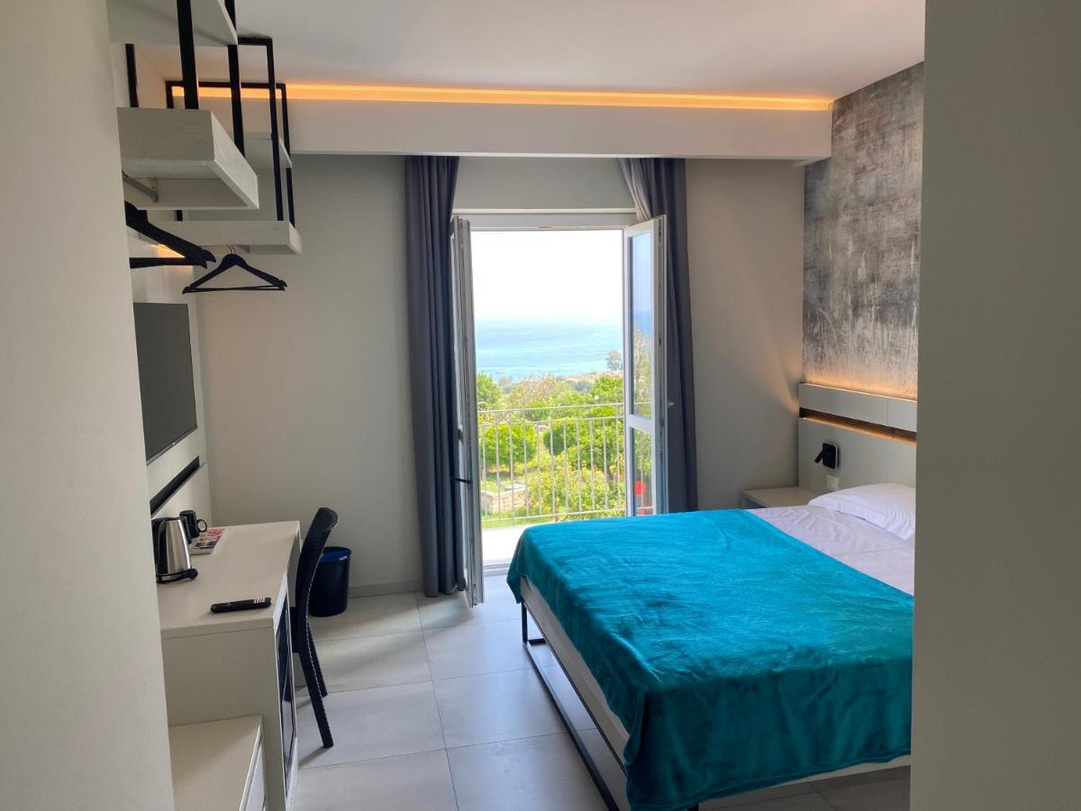 Aether Suites Tropea - Free Private Parking Exterior photo